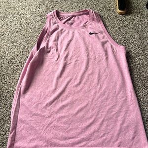 pink tank top